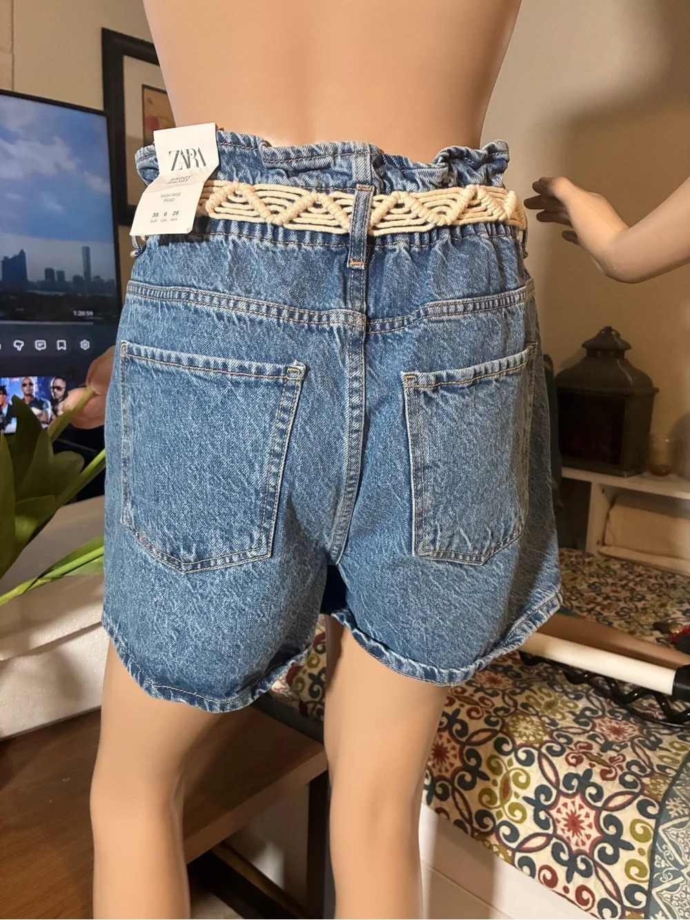 Zara BAGGY SHORT High Waisted Paperbag Denim Shorts with Macramé Belt